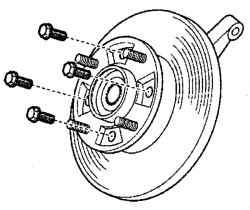 Расположение болтов крепления тормозного диска к ступице переднего колеса