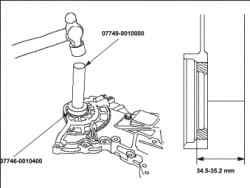 Установка сальника картера цепи привода ГРМ (L13A)