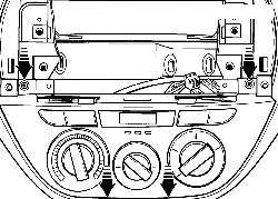 Расположение винтов и фиксаторов (внизу) крепления узла управления отоплением и кондиционированием на автомобилях с 2001 года