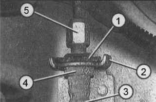 Соединение тормозного шланга с тормозной трубкой