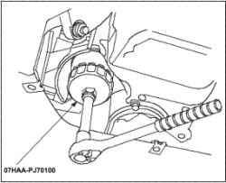 Замена масляного фильтра двигателя (R18A)