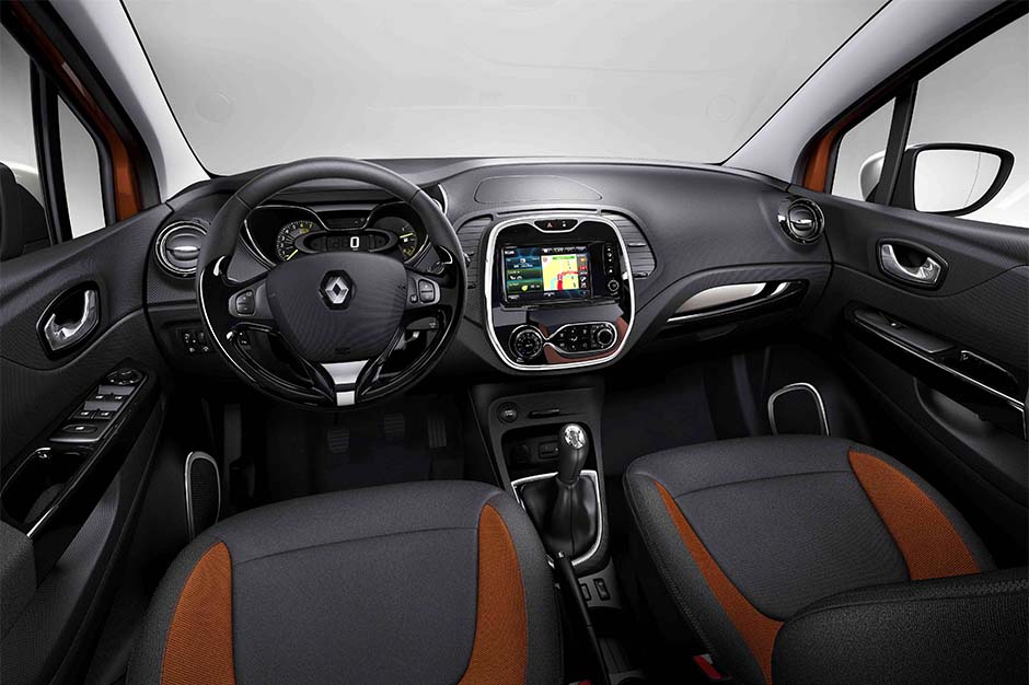 Renault Captur салон (Рено Каптур 2013-2015)